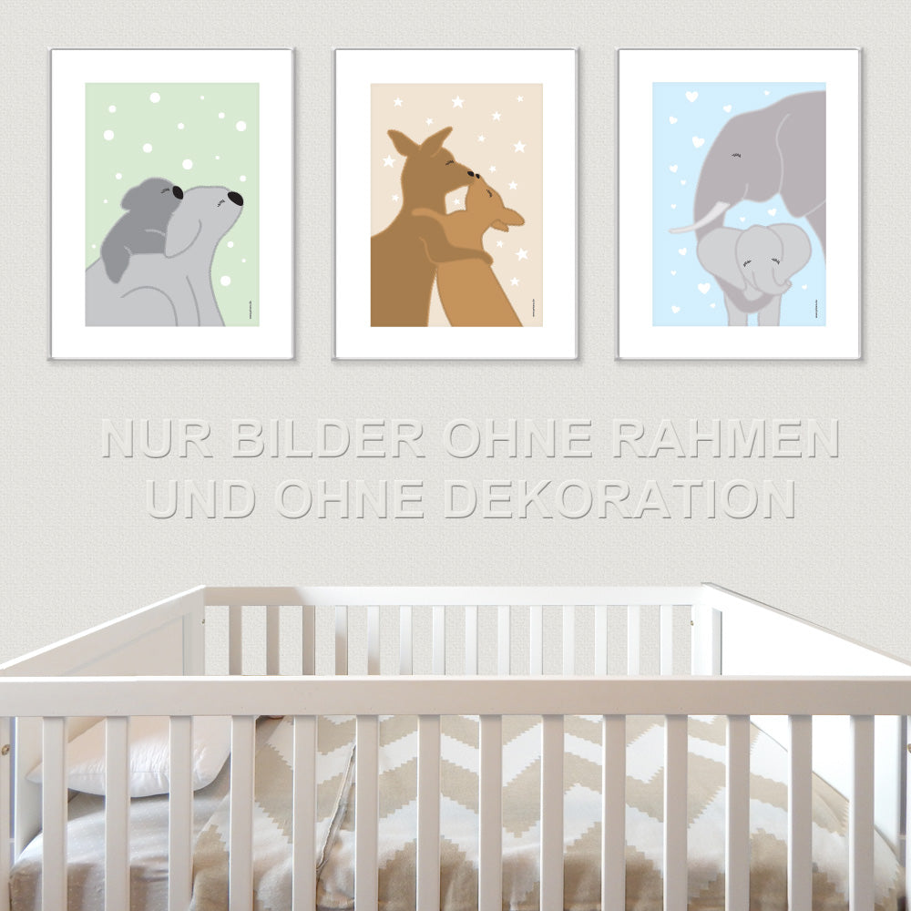 posterset "tierliebe", 3 verschiedene tierarten auf buntem hintergrund (koala mama mit kind, kängurumama mit kind, elefantenmama mit kind), in kinderzimmer auf grauer tapete