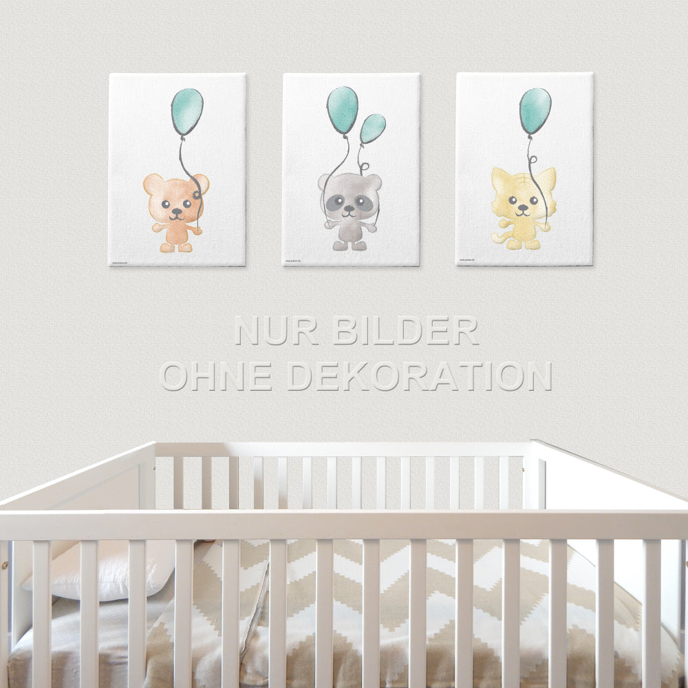leinwand set "tierkinder", 3 verschiedene tiermotive mit luftballon auf weißem hintergrund (bär, panda und tiger), in kinderzimmer auf grauer tapete